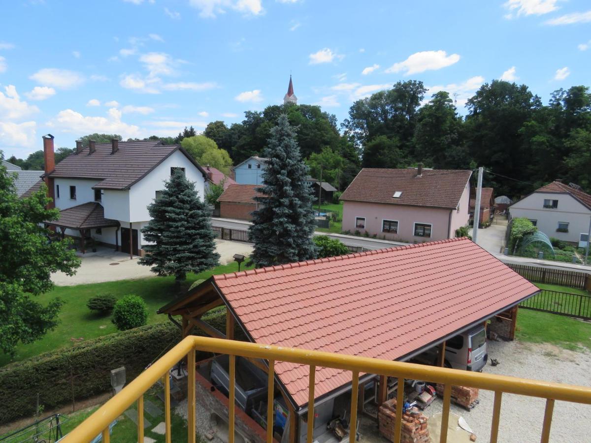 Mill House Apartment And Camping Ljutomer Exteriör bild